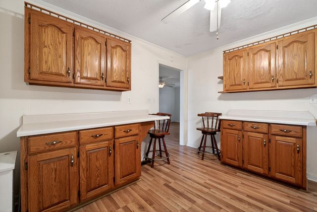 4463 Crisp Springs Rd, Mcminnville, TN 37110