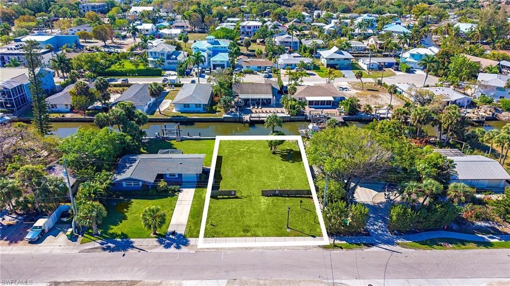 2754 Bayview DR, NAPLES, FL 34112 — photo 2