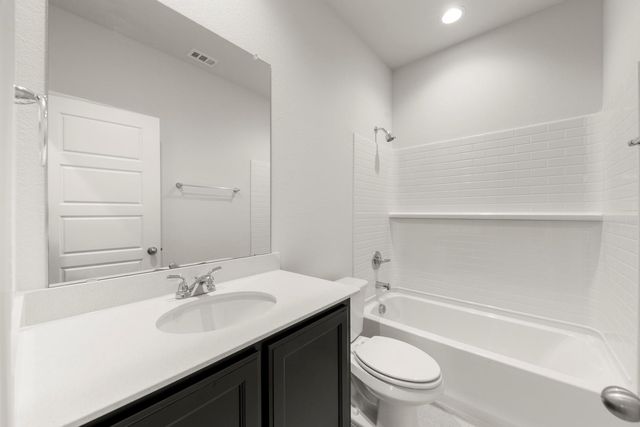 1713 Meadow Crest Drive, Aubrey, TX 76227
