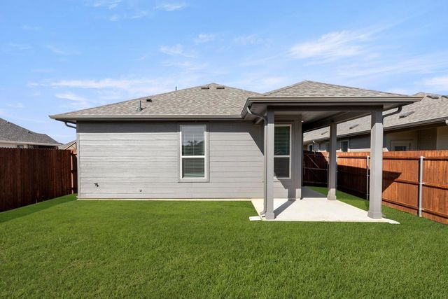1713 Meadow Crest Drive, Aubrey, TX 76227