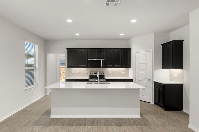 1713 Meadow Crest Drive, Aubrey, TX 76227