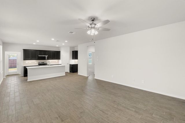 1713 Meadow Crest Drive, Aubrey, TX 76227
