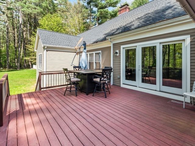 33 Smallwood Cir, Boylston, MA 01505