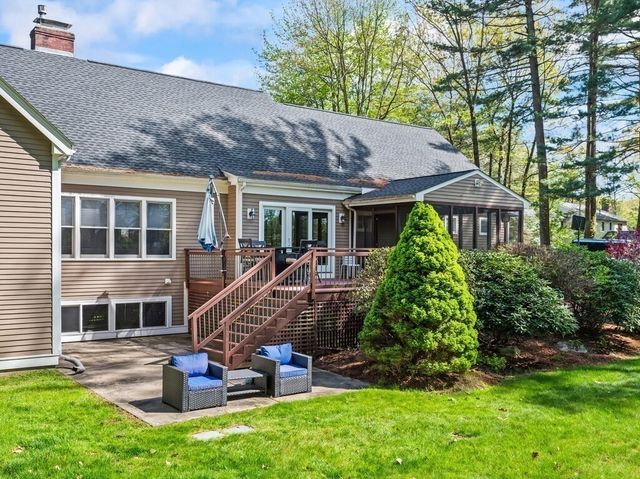 33 Smallwood Cir, Boylston, MA 01505