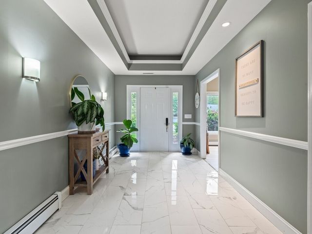 33 Smallwood Cir, Boylston, MA 01505