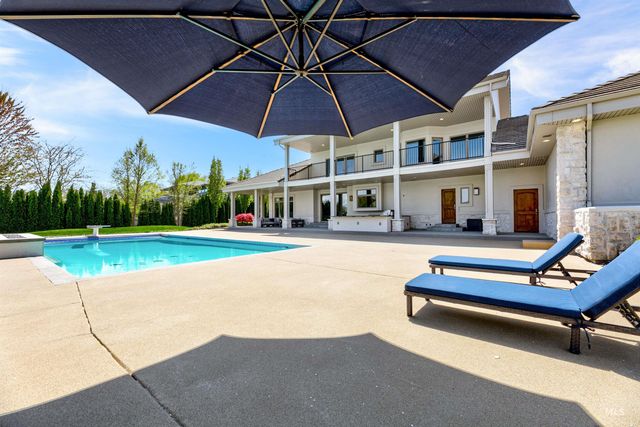 7014 N Spurwing Way, Meridian, ID 83646