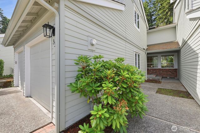 333 145th Place SE, Bellevue, WA 98007