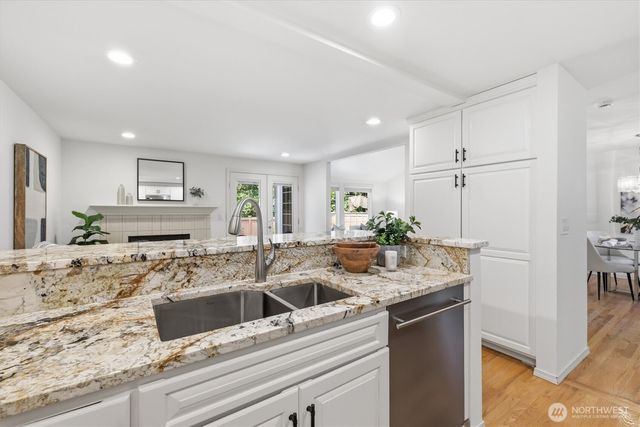 333 145th Place SE, Bellevue, WA 98007