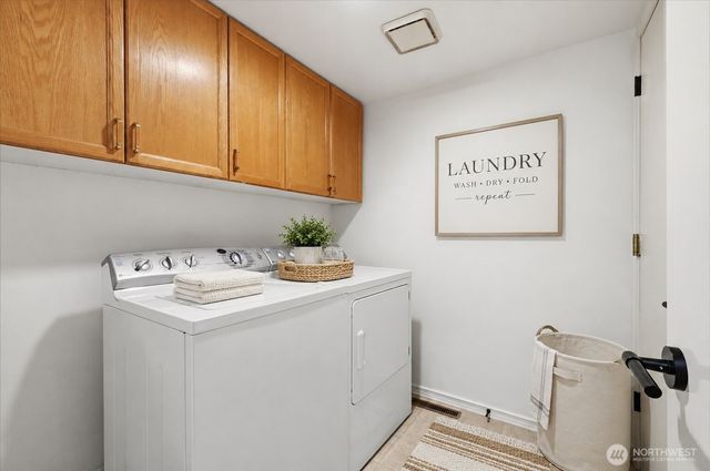333 145th Place SE, Bellevue, WA 98007