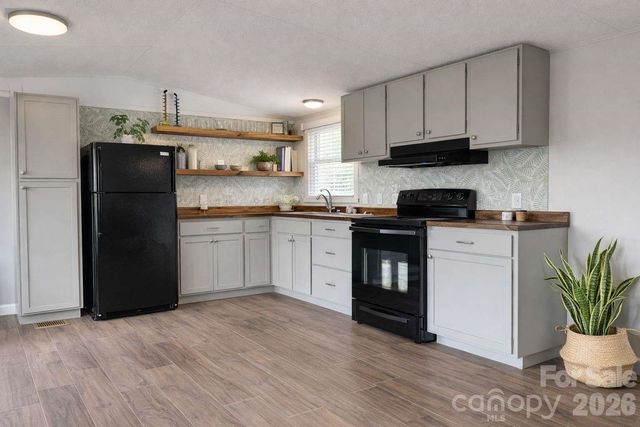 163 Old Leicester Highway, Asheville, NC 28804