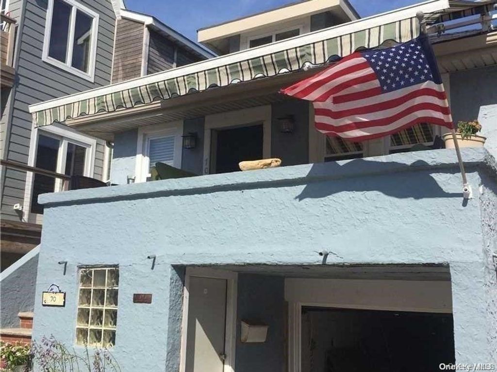 70 Kentucky Street, Long Beach, NY 11561