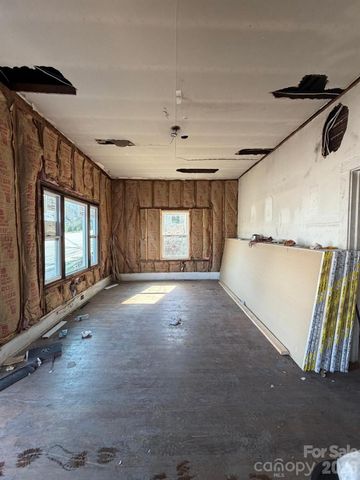 543 Salisbury HWY Street, Wadesboro, NC 28170