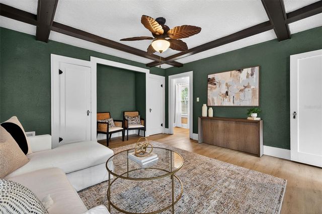 2825 3RD AVENUE N, St Petersburg, FL 33713