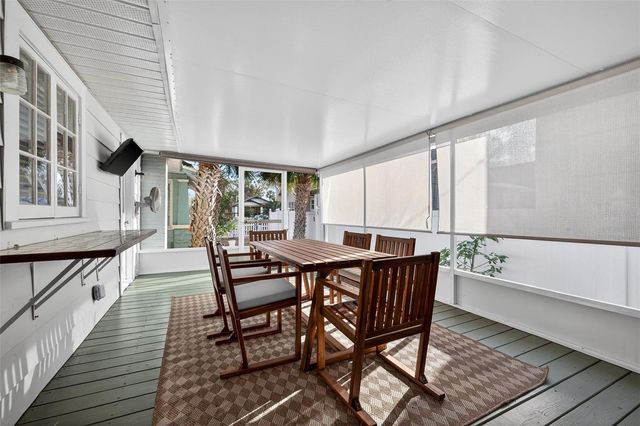 2825 3RD AVENUE N, St Petersburg, FL 33713