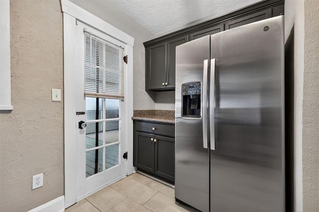 2825 3RD AVENUE N, St Petersburg, FL 33713