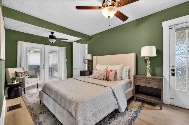 2825 3RD AVENUE N, St Petersburg, FL 33713