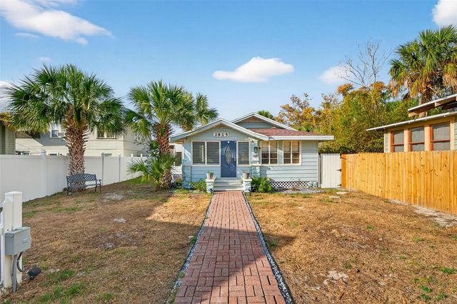 2825 3RD AVENUE N, St Petersburg, FL 33713