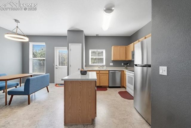 2711 Brooksedge View, Colorado Springs, CO 80910