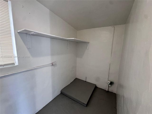 7900 NW 16th St, Pembroke Pines, FL 33024
