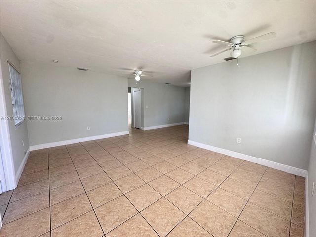 7900 NW 16th St, Pembroke Pines, FL 33024
