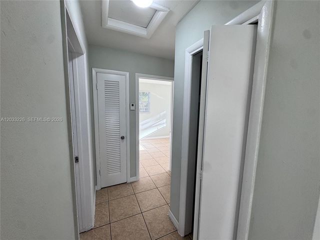 7900 NW 16th St, Pembroke Pines, FL 33024