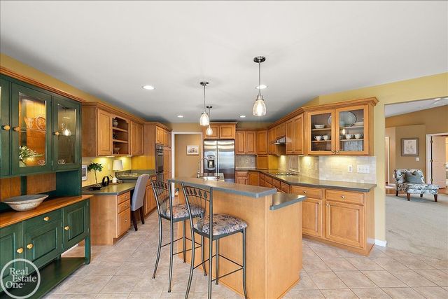 63815 Inverness Drive, Washington Twp, MI 48095