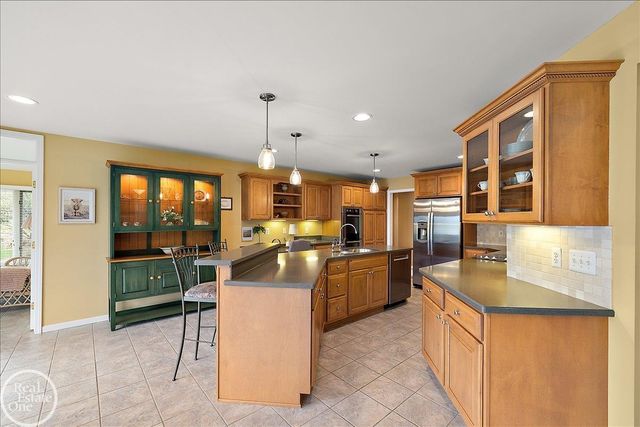 63815 Inverness Drive, Washington Twp, MI 48095
