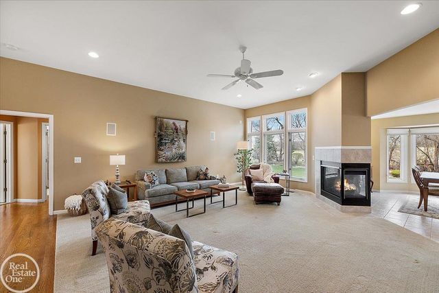 63815 Inverness Drive, Washington Twp, MI 48095