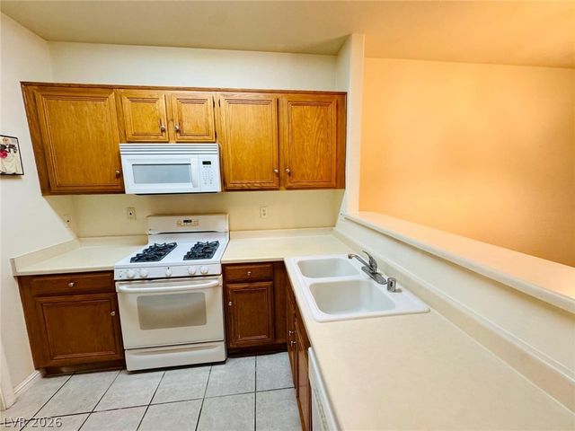 7139 South Durango Drive 116, Las Vegas, NV 89113