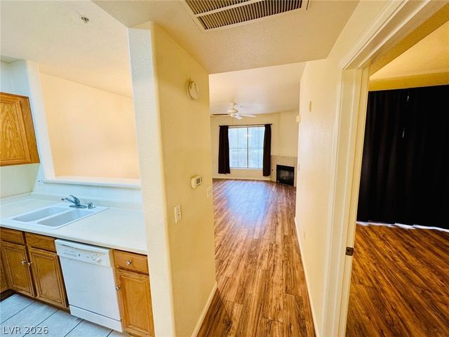 7139 South Durango Drive 116, Las Vegas, NV 89113