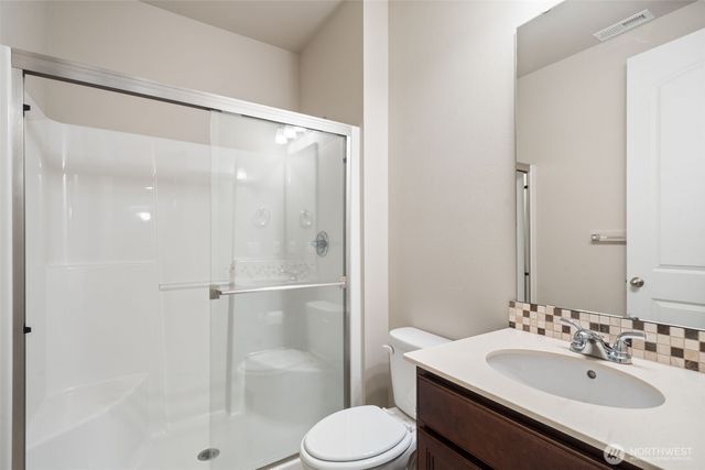 11320 Taylor Place, Gig Harbor, WA 98332