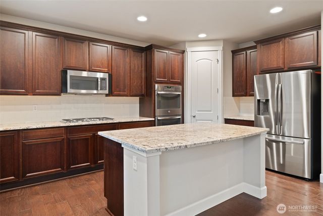 11320 Taylor Place, Gig Harbor, WA 98332