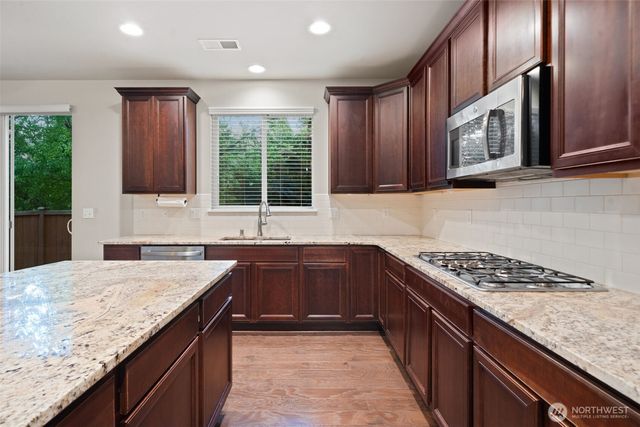 11320 Taylor Place, Gig Harbor, WA 98332