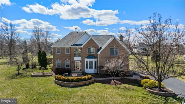 11 BRIARDALE CT, Plainsboro, NJ 08536