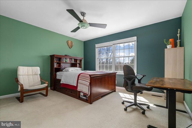 11 BRIARDALE CT, Plainsboro, NJ 08536