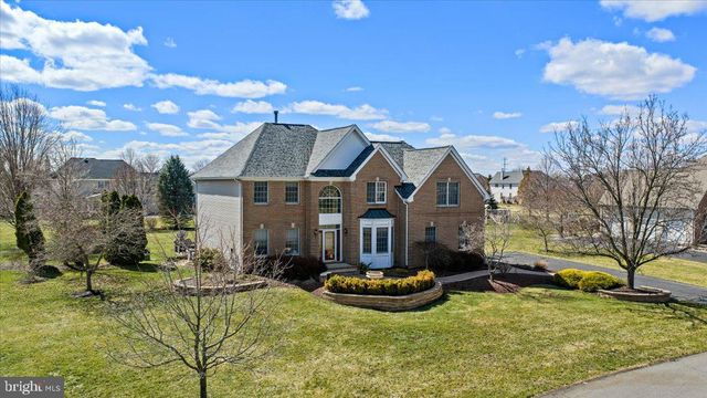 11 BRIARDALE CT, Plainsboro, NJ 08536