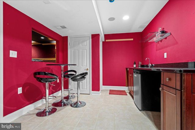 11 BRIARDALE CT, Plainsboro, NJ 08536