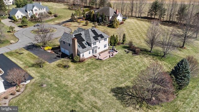 11 BRIARDALE CT, Plainsboro, NJ 08536