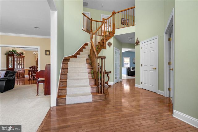 11 BRIARDALE CT, Plainsboro, NJ 08536