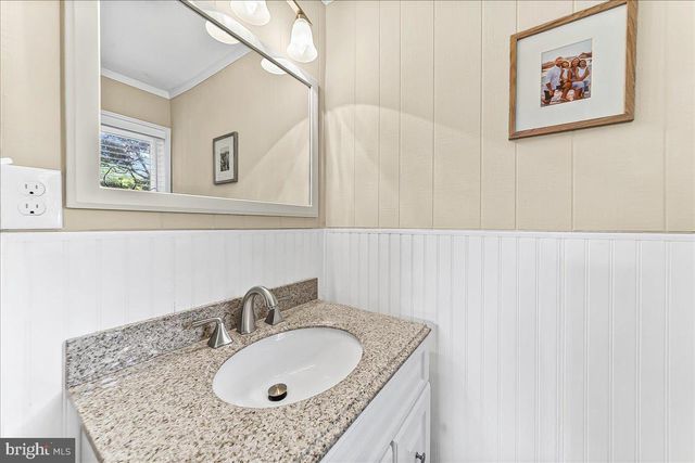 411 HARVARD AVE, Broomall, PA 19008