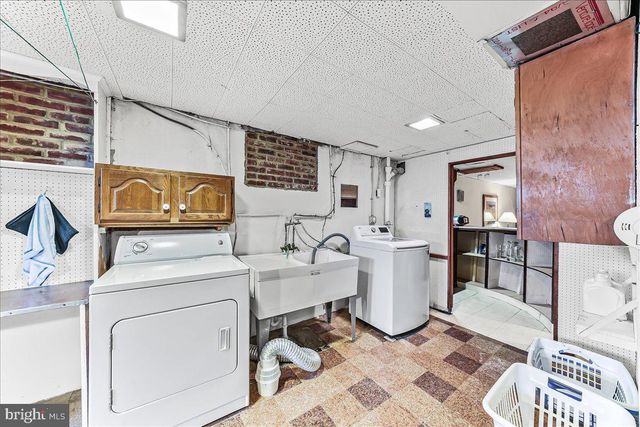 411 HARVARD AVE, Broomall, PA 19008