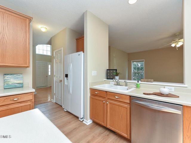 406 Somersview Drive, Chapel Hill, NC 27514