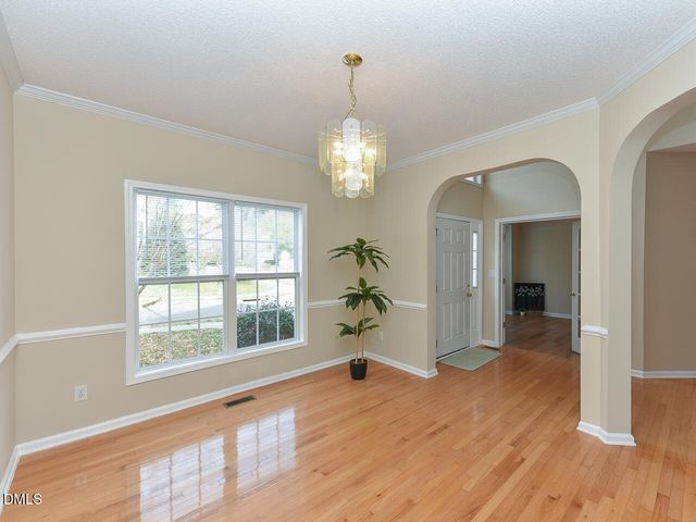 406 Somersview Drive, Chapel Hill, NC 27514