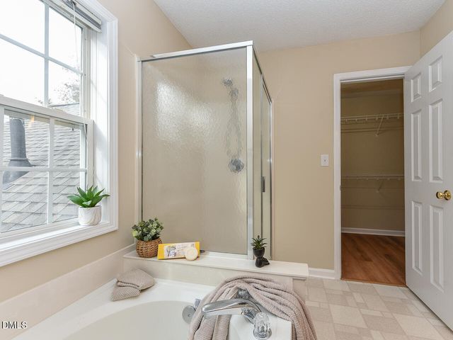 406 Somersview Drive, Chapel Hill, NC 27514