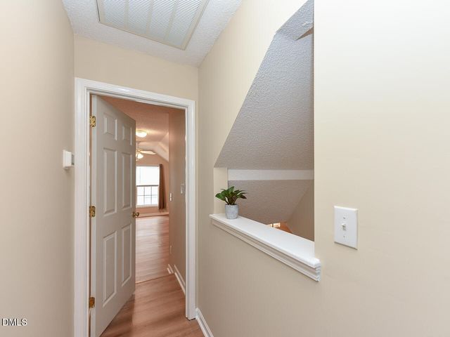 406 Somersview Drive, Chapel Hill, NC 27514