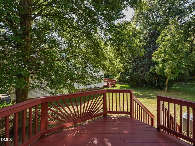 406 Somersview Drive, Chapel Hill, NC 27514