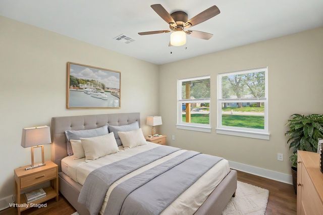 913 N Doris St, Wichita, KS 67212