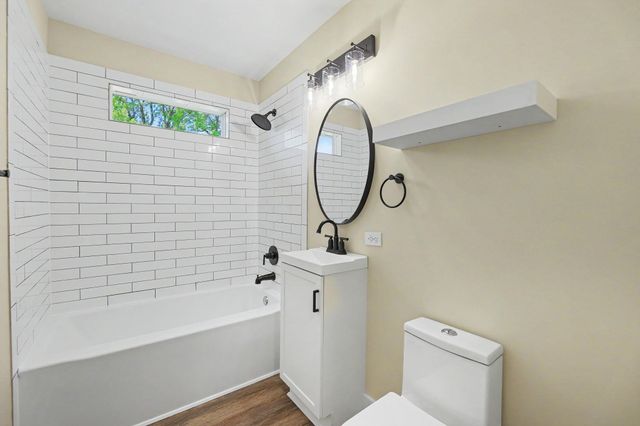 913 N Doris St, Wichita, KS 67212