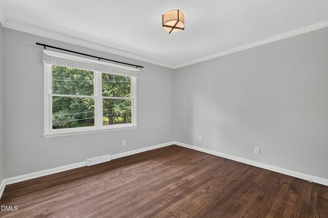 1300 Leclair Street, Chapel Hill, NC 27517