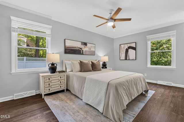 1300 Leclair Street, Chapel Hill, NC 27517